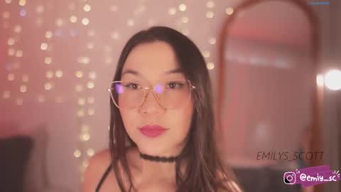 Emy  online show from February 1, 2026, 1:31 pm