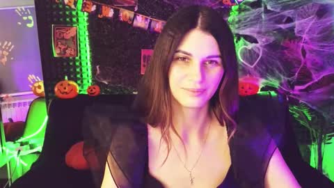 Emily online show from October 19, 2025, 1:28 am