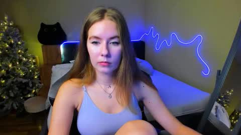 Emily online show from December 19, 2025, 5:20 pm