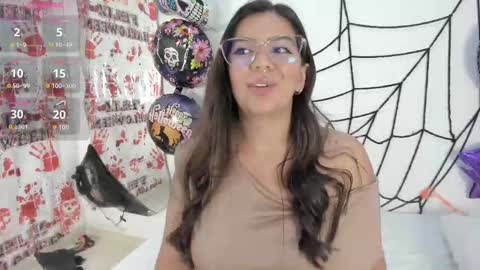 Snapshot of emilyy_cooperr chatting on October 11, 2025, 12:15 pm emilyy_cooperr online show from October 11, 2025, 12:15 pm