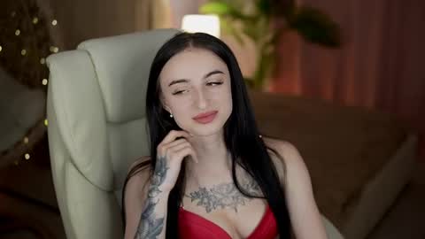 Snapshot of emilyymoon chatting on May 21, 2026, 12:45 pm emilyymoon online show from May 21, 2026, 12:45 pm