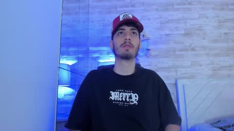 Snapshot of emir_ozan chatting on January 9, 2026, 7:15 pm emir_ozan online show from January 9, 2026, 7:15 pm