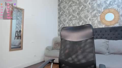 emma  online show from September 20, 2025, 12:50 pm