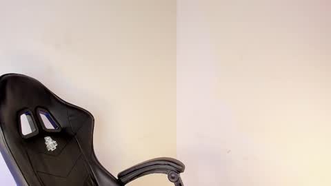 emma online show from February 23, 2025, 4:13 pm