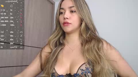 Rocio online show from December 7, 2024, 1:40 pm