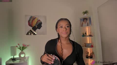Snapshot of emma_backer_ chatting on December 29, 2024, 11:50 pm Stefany online show from December 29, 2024, 11:50 pm