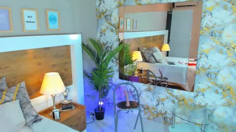 Snapshot of emma_bakker_ chatting on February 3, 2025, 1:08 pm Emma online show from February 3, 2025, 1:08 pm