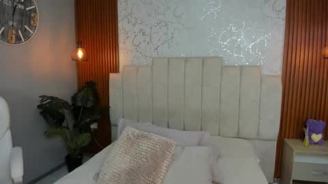 Snapshot of emma_bakker_ chatting on March 13, 2026, 5:36 am Emma online show from March 13, 2026, 5:36 am