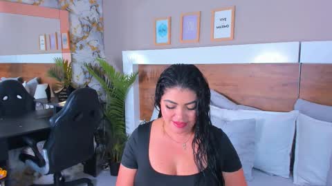 Snapshot of emma_bakker_ chatting on March 21, 2026, 8:34 pm Emma online show from March 21, 2026, 8:34 pm