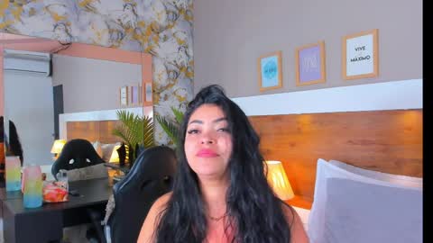 Snapshot of emma_bakker_ chatting on April 4, 2026, 8:45 am Emma online show from April 4, 2026, 8:45 am