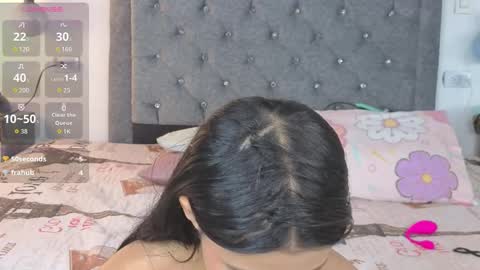 Snapshot of emma_blake__ chatting on October 28, 2025, 2:31 pm Emma online show from October 28, 2025, 2:31 pm