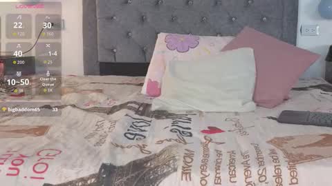 Snapshot of emma_blake__ chatting on November 5, 2025, 4:45 am Emma online show from November 5, 2025, 4:45 am