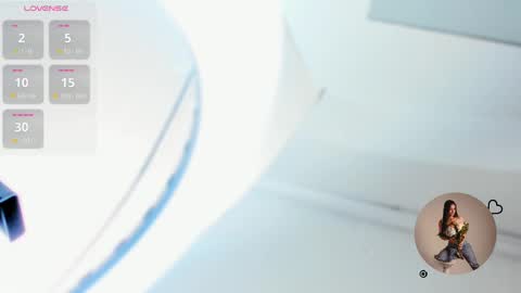 Snapshot of emma_brooks1 chatting on February 13, 2025, 10:54 pm Emma online show from February 13, 2025, 10:54 pm
