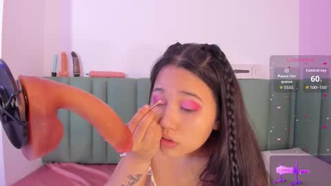 Snapshot of emma_clarke_ chatting on October 11, 2025, 4:12 am emma online show from October 11, 2025, 4:12 am