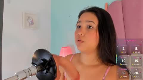 Snapshot of emma_clarke_ chatting on October 19, 2025, 3:51 am emma online show from October 19, 2025, 3:51 am