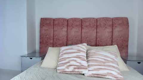 Emma online show from November 25, 2025, 3:06 am