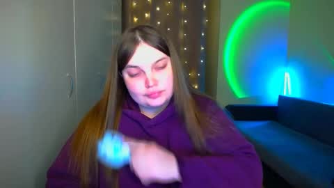 Eva online show from October 14, 2025, 5:58 pm