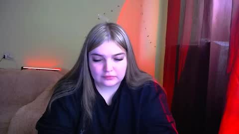 Snapshot of emma_dorn chatting on February 8, 2026, 11:24 am Eva online show from February 8, 2026, 11:24 am