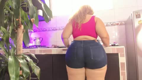 Emma online show from March 1, 2025, 5:49 pm