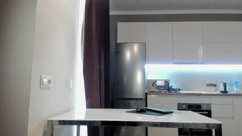 Snapshot of emma_flin chatting on February 3, 2026, 6:40 am Emma online show from February 3, 2026, 6:40 am