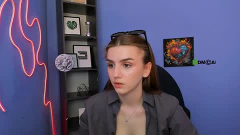 Emma online show from April 15, 2026, 11:06 am