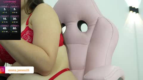 Snapshot of emma_jamess chatting on June 5, 2026, 4:08 am emma_jamess online show from June 5, 2026, 4:08 am