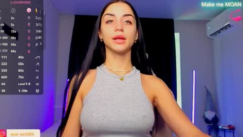 Snapshot of emma_jordan chatting on September 22, 2025, 7:10 am Emma online show from September 22, 2025, 7:10 am