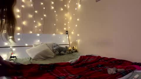 emma_just online show from February 24, 2025, 5:09 pm