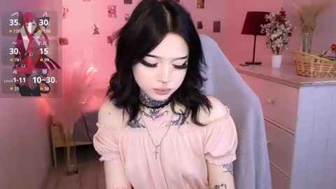 emma_kirks online show from May 30, 2026, 10:34 am