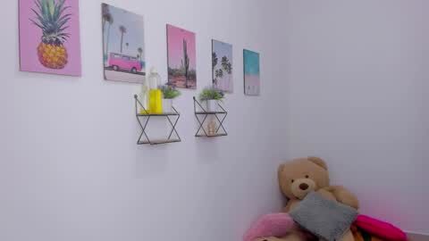 whises lits        online show from December 1, 2025, 1:16 pm