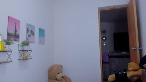 Snapshot of emma_lean chatting on January 16, 2026, 1:37 pm whises lits online show from January 16, 2026, 1:37 pm