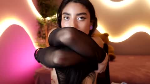 Emma online show from April 10, 2026, 10:36 pm