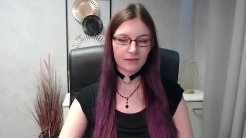 Snapshot of emma_lust94 chatting on December 12, 2024, 10:34 am emma online show from December 12, 2024, 10:34 am