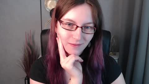Snapshot of emma_lust94 chatting on December 28, 2024, 10:36 am emma online show from December 28, 2024, 10:36 am