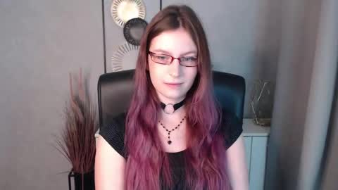 Snapshot of emma_lust94 chatting on December 31, 2024, 6:27 am emma online show from December 31, 2024, 6:27 am