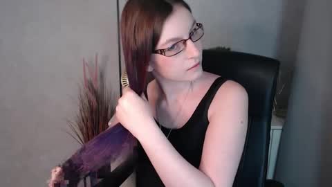 Snapshot of emma_lust94 chatting on January 3, 2025, 6:33 am emma online show from January 3, 2025, 6:33 am