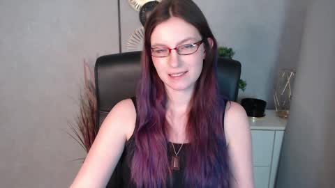 Snapshot of emma_lust94 chatting on January 3, 2025, 10:20 am emma online show from January 3, 2025, 10:20 am