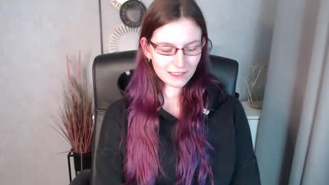 Snapshot of emma_lust94 chatting on January 9, 2025, 12:41 pm emma online show from January 9, 2025, 12:41 pm