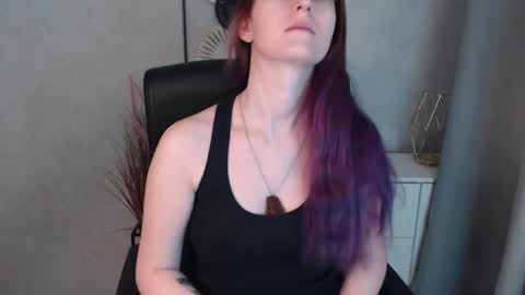 Snapshot of emma_lust94 chatting on January 14, 2025, 6:34 am emma online show from January 14, 2025, 6:34 am