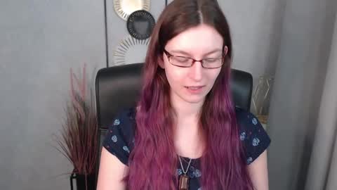 Snapshot of emma_lust94 chatting on January 17, 2025, 6:47 am emma online show from January 17, 2025, 6:47 am