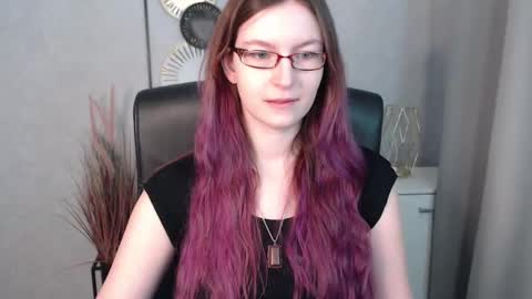 Snapshot of emma_lust94 chatting on January 21, 2025, 8:19 am emma online show from January 21, 2025, 8:19 am