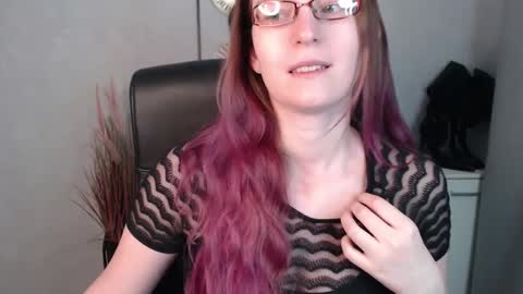 Snapshot of emma_lust94 chatting on February 13, 2025, 7:03 am emma online show from February 13, 2025, 7:03 am