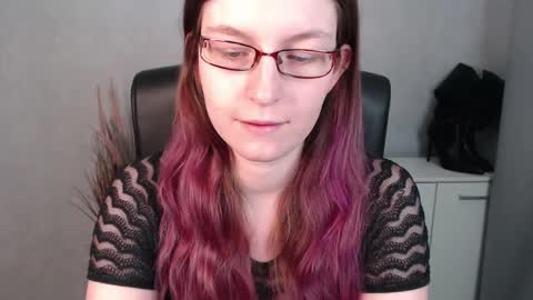 Snapshot of emma_lust94 chatting on February 13, 2025, 10:12 am emma online show from February 13, 2025, 10:12 am