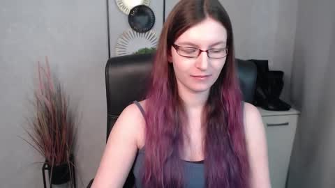 Snapshot of emma_lust94 chatting on February 20, 2025, 10:16 am emma online show from February 20, 2025, 10:16 am