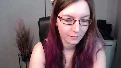 Snapshot of emma_lust94 chatting on February 26, 2025, 7:09 am emma online show from February 26, 2025, 7:09 am
