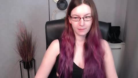 Snapshot of emma_lust94 chatting on February 27, 2025, 7:01 am emma online show from February 27, 2025, 7:01 am