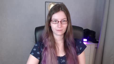 Snapshot of emma_lust94 chatting on September 15, 2025, 5:51 am emma online show from September 15, 2025, 5:51 am