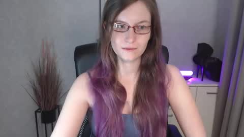 emma online show from November 25, 2025, 6:35 am