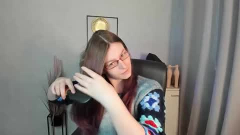 Snapshot of emma_lust94 chatting on April 20, 2026, 6:05 am emma online show from April 20, 2026, 6:05 am