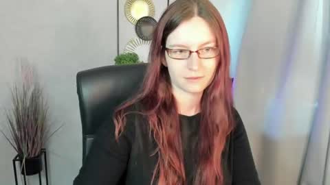 Snapshot of emma_lust94 chatting on June 24, 2026, 5:39 am emma online show from June 24, 2026, 5:39 am